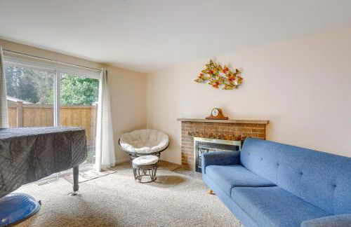 3 Mi to Lake Sammamish! Pet-Friendly Home with Deck - Foto 12