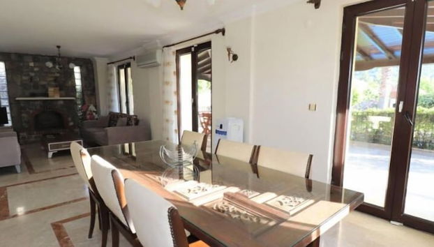 Servicio de comidas en la habitación