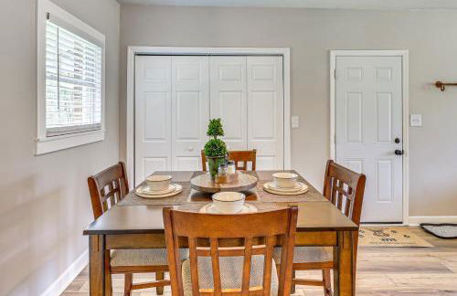 Fall and Football Vibes Titus Retreat with Game Room - Foto 9