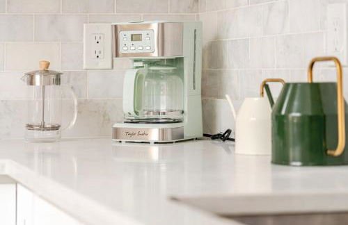 Central 2BR Near Yale WiFi with Washer and Dryer - Foto 36