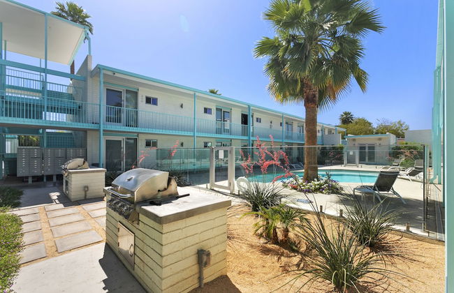 Modern Designer Studio with Pool - Foto 48