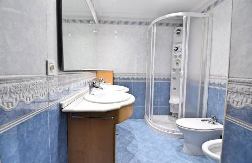 Apt Luxury Reding Solo Familias - Foto 29