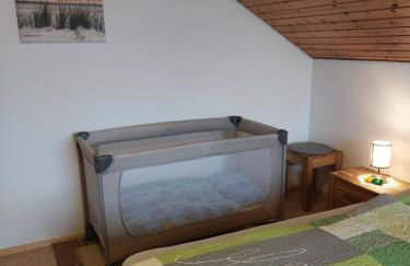 Moderne Ferienwohnung - neu renoviert - ruhige Lage - Foto 3