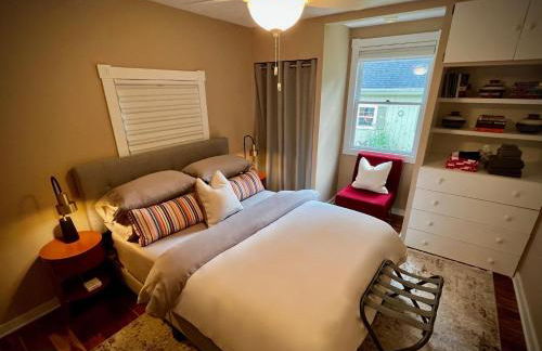 The Sharlene-Hot tub Fenced yard Steps to Douglas - Foto 15