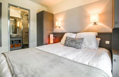 South-facing renovated 2-bed apartment Les Terrasses d'Eos - Foto 24