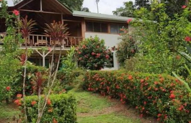 Beautiful House With Panoramic View of the bay and Gardens - Photo 27