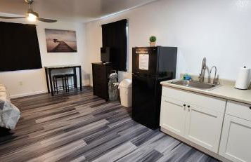 #1 NEW! Couples Getaway Self CheckIn Studio Apt - Photo 8