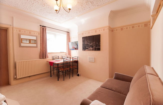 Watford stays - 4bed house - Foto 16