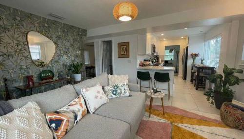 Jungle Cottage with luxury pool, hot tub and more! - Photo 5