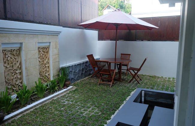 Villa Jogja Grand Bale with Private Pool by Simply Homy - Foto 42