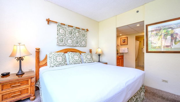 KBM Resorts FREE CAR Kaanapali Shores Ocean view 2-Bedroom Condo Steps to Pool and Beach KS-535 - Foto 3, Habitación