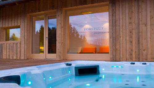 Forstgut - Premium Waldchalets und Lodge Suiten - Foto 2