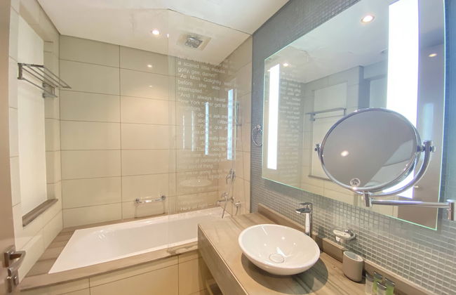 Lux BnB Paramount Tower I Burj Views - Photo 45