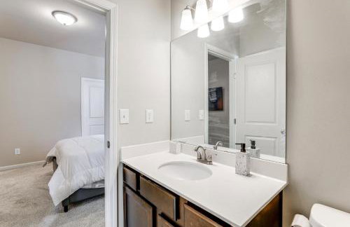 Lawrenceville Townhome w/ Community Pool Access! - Foto 21