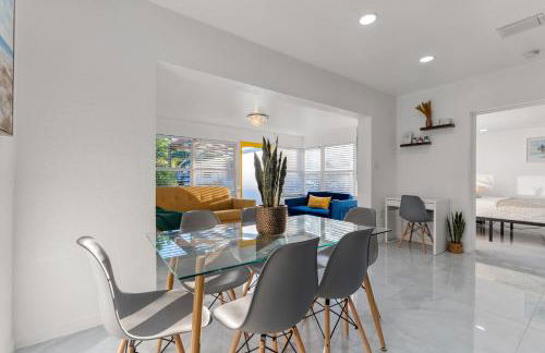 Yellow Door Oasis airport, cruise port and beach close-by - Foto 35