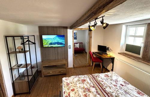 Fachwerkhaus mit rustikalem Weinkeller und Garten, ganze Unterkunft, gute Lage - Photo 44