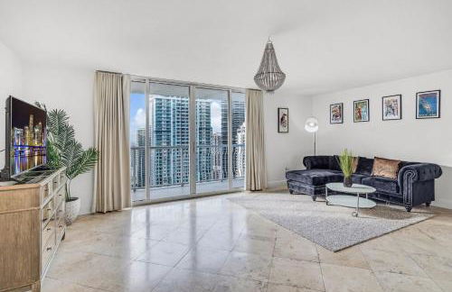 Best views, 2 balconies, 2 bedrooms, pool, gym, parking - Foto 35