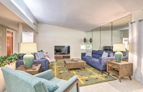 Retro St Pete Home with Private Heated Pool - Foto 5