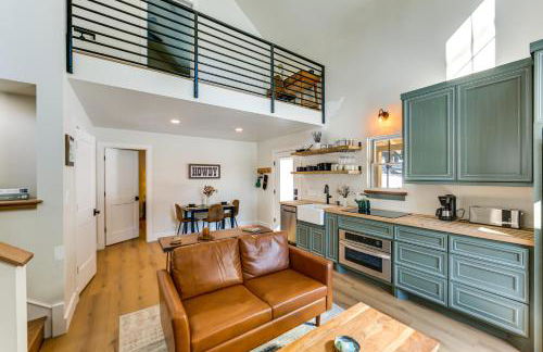 Brand-New Cabin 5 Wooded Acres, 4 Mi to Ligonier! - Foto 1