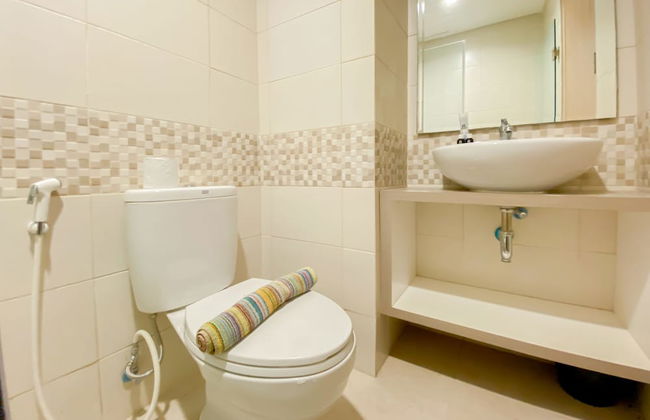 Cozy Stay Studio At Tamansari Iswara Apartment - Foto 15