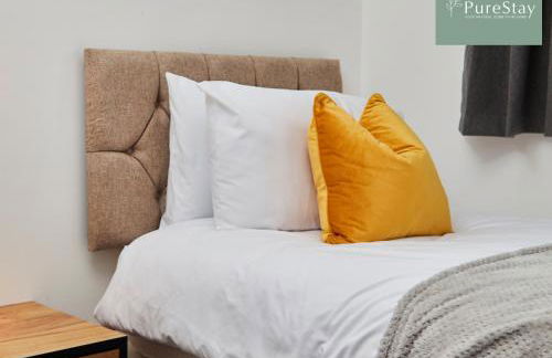 Stylish 5-bedroom Manchester Retreat Sleeps 9 by PureStay - Foto 38