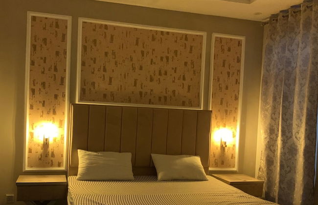 Luxury Apartment in Islamabad - Photo 4