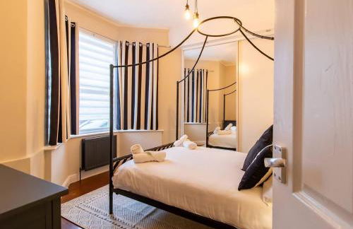 Grosvenor 126 Trendy Jesmond Whole Apartment - Photo 18