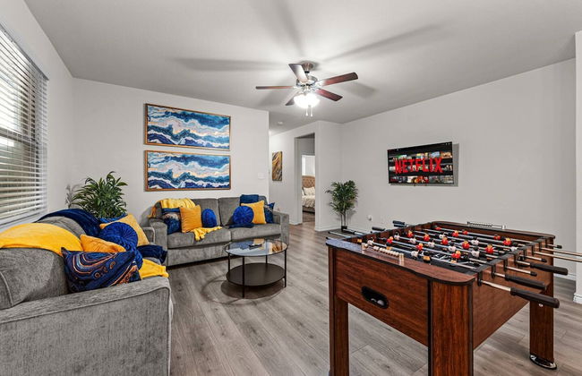 Single-level Home Game Area Ideal for Long Stays - Foto 31