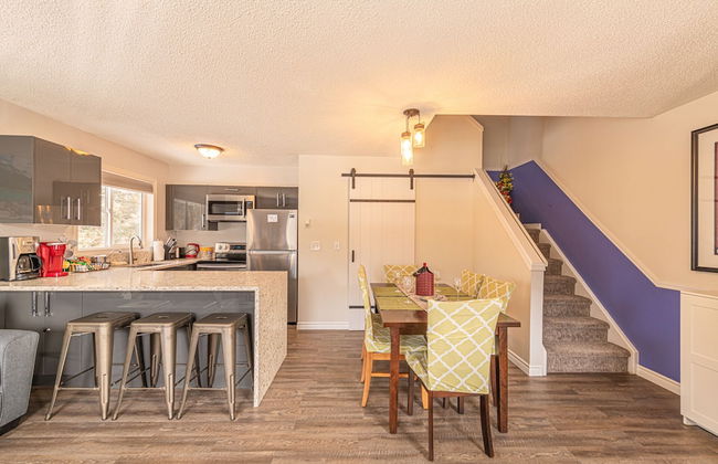 Banff Boundary Lodge-Mountain View Condo - Photo 15