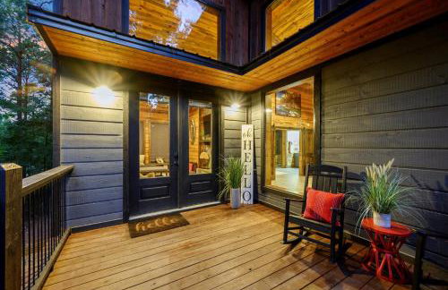 Romantic 1BR Cabin in Broken Bow HotTub, FirePit - Foto 6