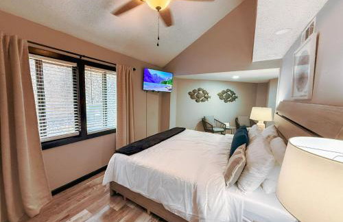 Lakefront Home-3BD25BADockGrillFirepitPool - Foto 30