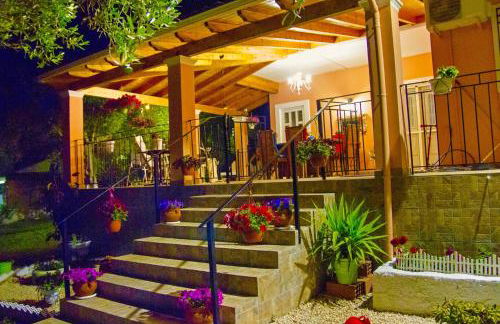 Villazia Exclusive Estate - Photo 33