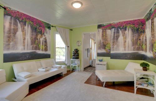 2 Miles to Dtwn! Idyllic Rochester Apt with Hot Tub - Foto 4