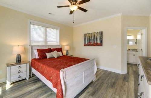 Emerald Isle Getaway with Decks and Beach Views! - Foto 14