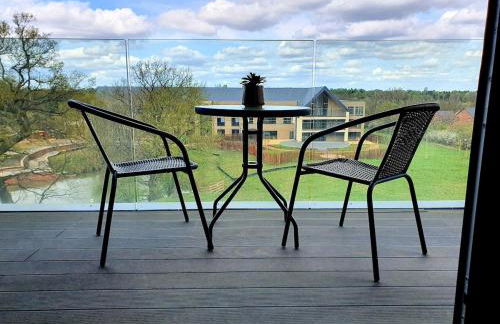 2 Bed Balcony Apt-Free Parking-Ideal for Work or Leisure - Foto 34