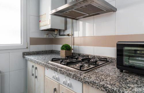 tuGuest Station with Parking - Photo 35