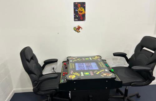 4 bd Near beach spacious solar heated pool waterfront home - Photo 43