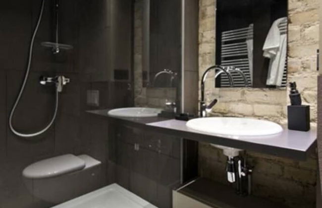 Luxury 1-bed Apartment in Vilnius Oldtown - Photo 17