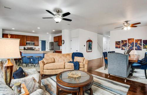 5 bed 4 bath and Pet friendly - Photo 12