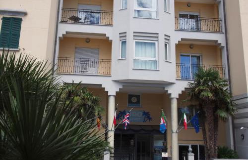 Lido Resort - Photo 12