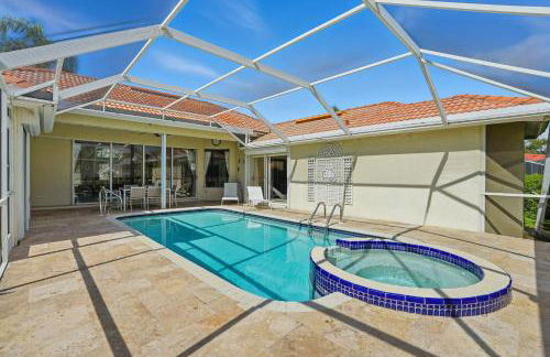 SUPERB LAKESIDE VILLA WITH PRIVATE POOL NAPLES - Foto 24