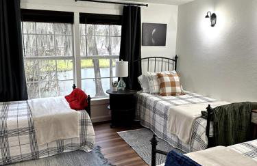 Private Lakefront Dock Firepit Yard Games - Foto 45