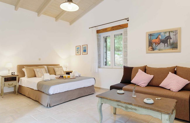 Villa Ledaki - Foto 1