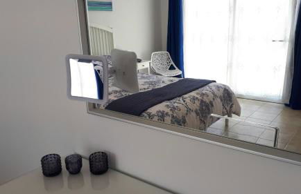 Villa Essence - a unique detached villa with A-C, heated private pool, hottub, gardens, patios and stunning views! - Photo 11