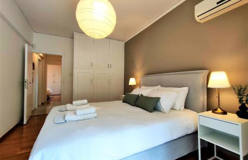 Vouliagmeni Iasonos Residence Central Stylish Flat - Photo 14