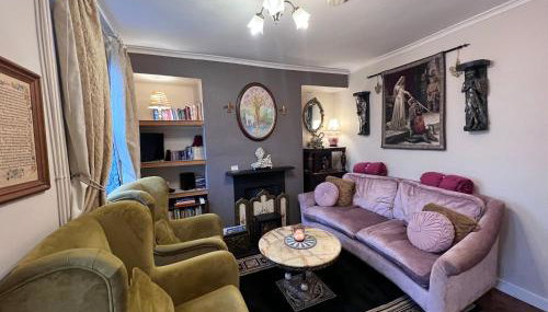 Glastonbury Rose Cottage - Magical Victorian Town Centre Stay - Foto 1