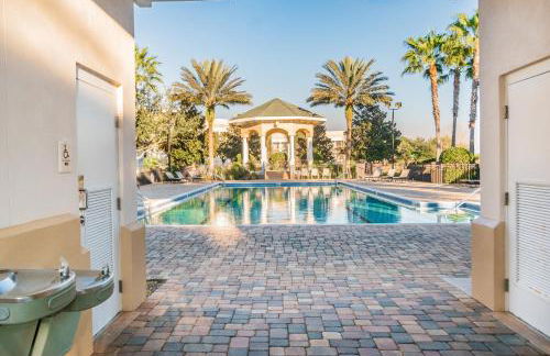 A DISNEY REUNION! Spacious And Spectacular, 5 Heated Pools, Sleeps 8, Overlooking Acres Of Views, LOW Rates! - Foto 39