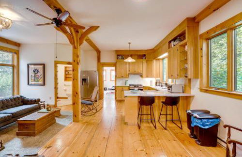 Secluded Family Getaway with On-Site Creek in Hawley - Foto 6