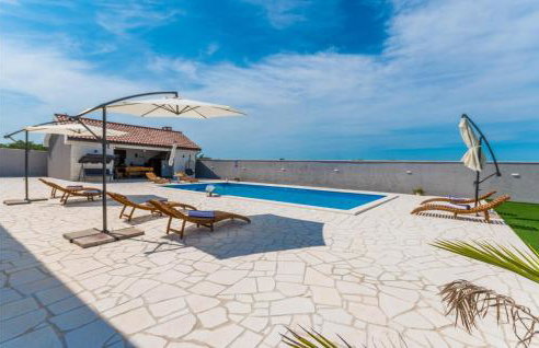 Gorgeous Home In Gornje Rastane - Foto 10