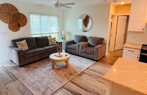 Beautiful home with large pool! Close to the beach! - Foto 9